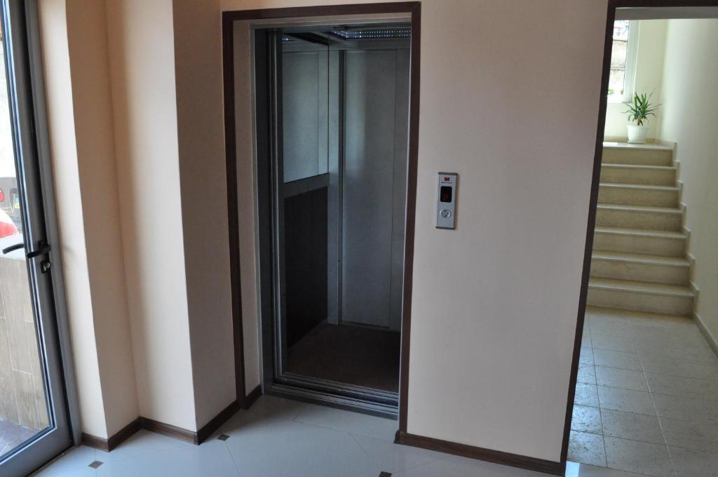 St. George Apartments Nesebar Exterior photo