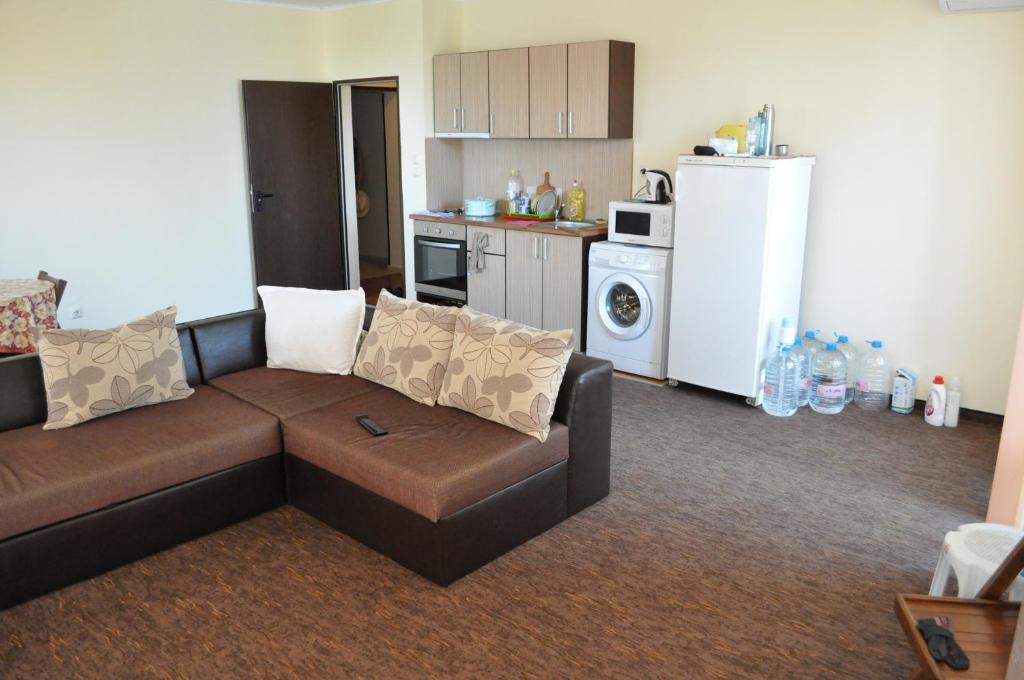 St. George Apartments Nesebar Room photo