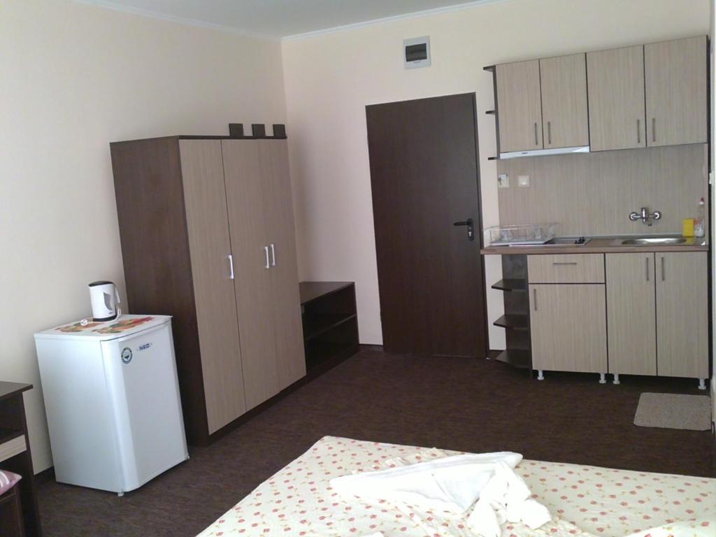 St. George Apartments Nesebar Exterior photo